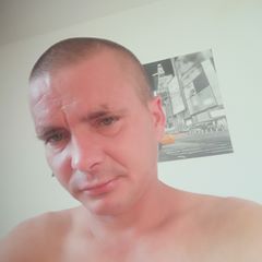 Profile Picture of Adam Gapiński (@useraad5ucvvxa) on Tiktok