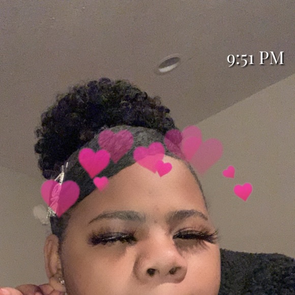 Profile Picture of Jasmine Flint (@jazzdabrat) on Poshmark