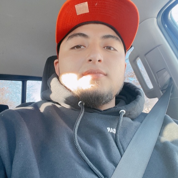 Profile Picture of Erick Fabian (@erickfabian643) on Poshmark