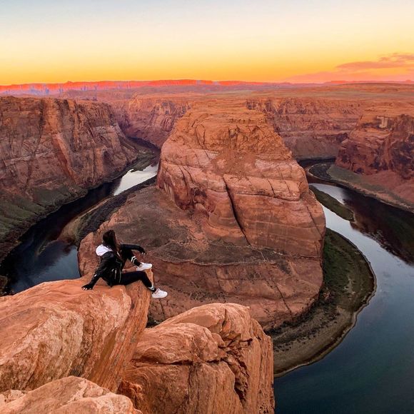 Lauren Canterino - Poshmark Profile Picture of Lauren Canterino (@lcanterino) on Poshmark