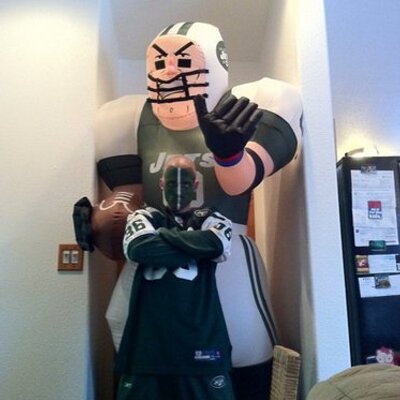 Profile Picture of DANIEL W LANGDON JR (@BLEEDJETGREEN80) on Twitter