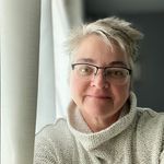 Profile Picture of Kim Sullivan Trumbore (@kimtrumbore) on Instagram