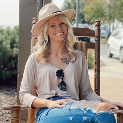 Profile Picture of Who Cares (@jess_gibbons_) on Twitter