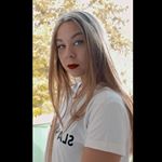 Profile Picture of Julie Desaint (@desaintjulie) on Instagram