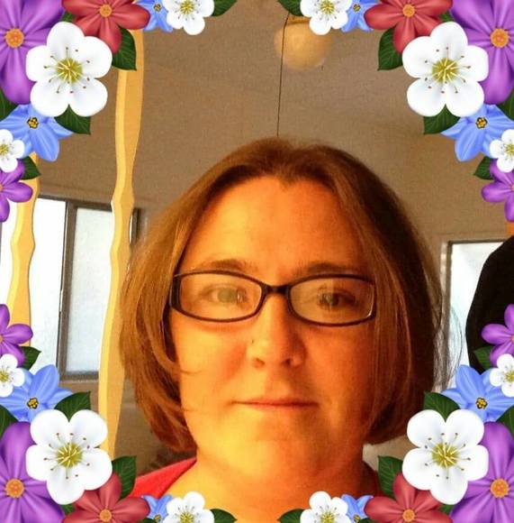 Profile Picture of Valarie Newton (@valthegal1980) on Poshmark