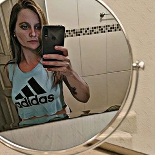 Profile Picture of ANA PAULA FELDE (@FeldeAna) on Twitter