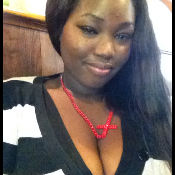 Profile Picture of Tyrah Hodrick (@missjuicyfruit) on Poshmark