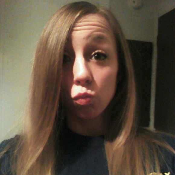 Jackie Kromer - Poshmark Profile Picture of Jackie Kromer (@jkromer) on Poshmark