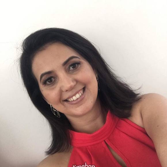 Daniela Drozdz - Poshmark Profile Picture of Daniela Drozdz (@danidrozdz) on Poshmark