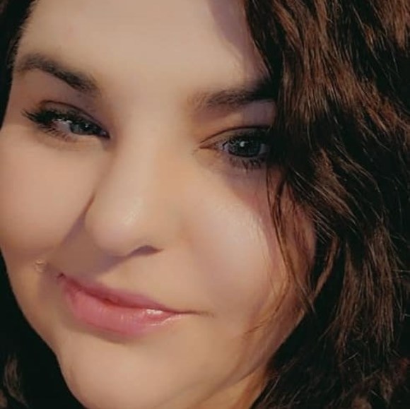 Justina Wishon - Poshmark Profile Picture of Justina Wishon (@mommaof1monkey) on Poshmark