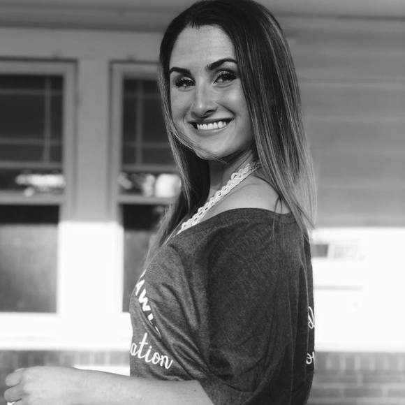 Profile Picture of Kailey Basford (@basfordk) on Poshmark