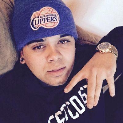 Profile Picture of Isaiah Watts (@onezellcbf) on Twitter