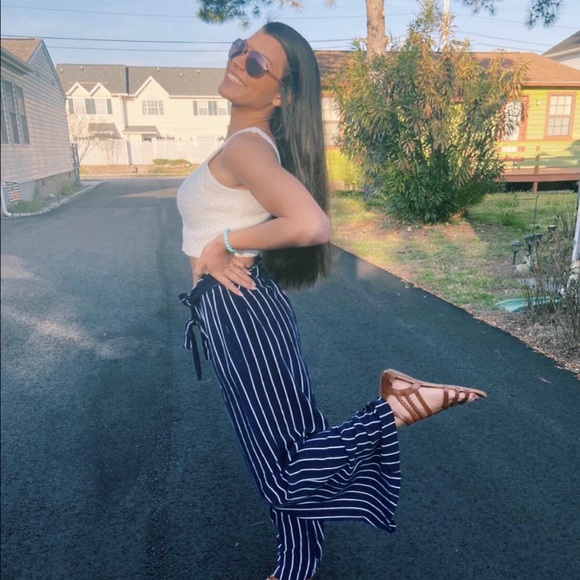 Profile Picture of Makayla Whitener (@mwhitener_) on Poshmark
