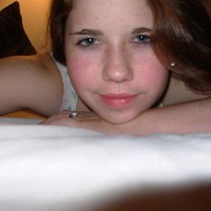 Laura Betz - Myspace Profile Picture of Laura Betz (@shquishy) on Myspace