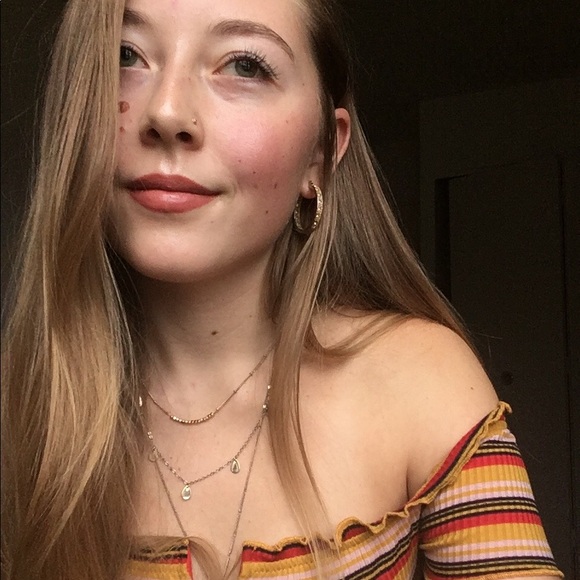 Profile Picture of Natalie Gratsch (@nataliegratsch) on Poshmark