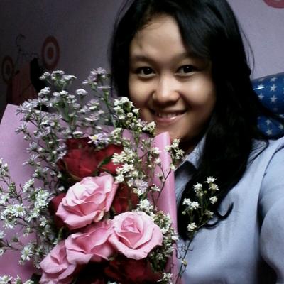 Profile Picture of Vivian (@viviandee_) on Twitter