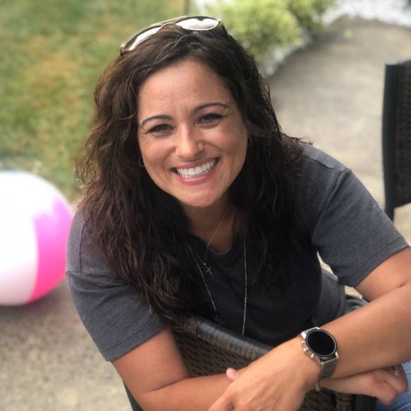 Profile Picture of Luisa Azevedo (@lazevedo) on Poshmark