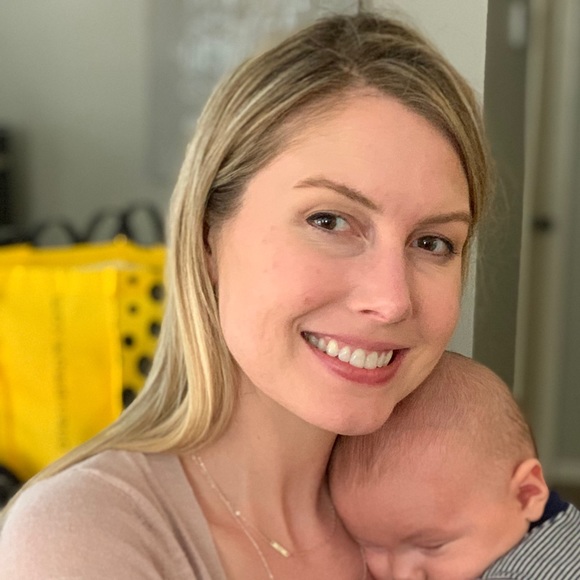 Profile Picture of Kim Conover (@kiimmmii) on Poshmark