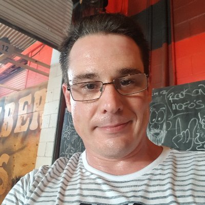 Profile Picture of Stephen De Jager (@dotcomhunters) on Twitter