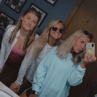 Profile Picture of Mallory Campbell (@mal_camp) on Twitter