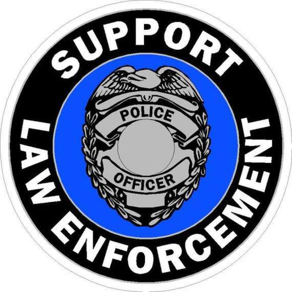 Profile Picture of Noel Manheimer (@boater6952) on Poshmark