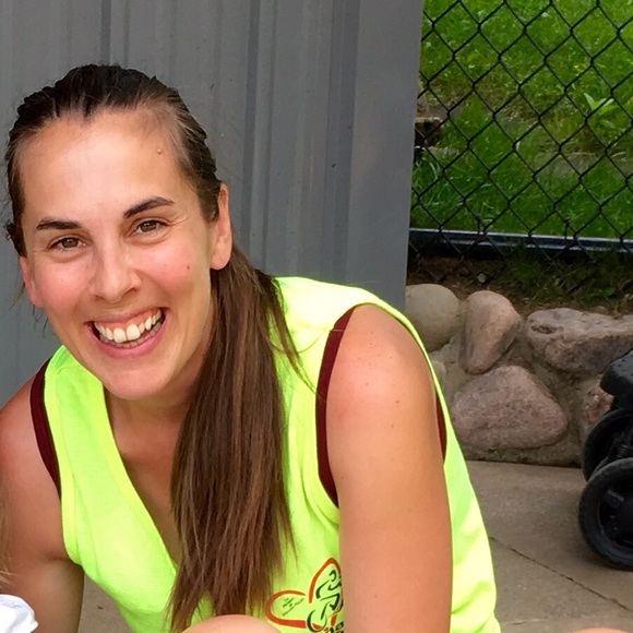 Profile Picture of Cara Champeny (@diablo21) on Poshmark