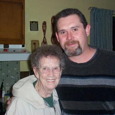 Profile Picture of Michael S. Forbeck (@mikekeli) on Twitter