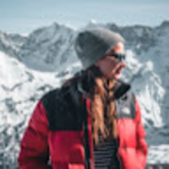 Profile Picture of Marylee Burman (@maryleedawn) on Poshmark