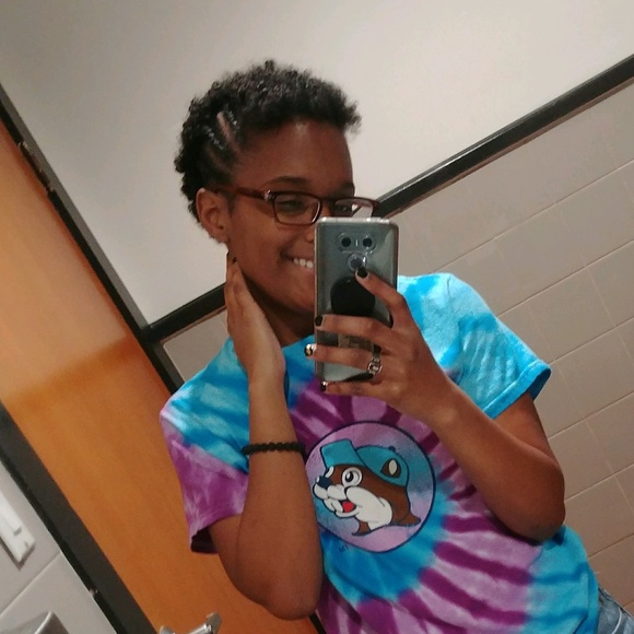 Profile Picture of Ronyail Branch (@rony68) on Poshmark