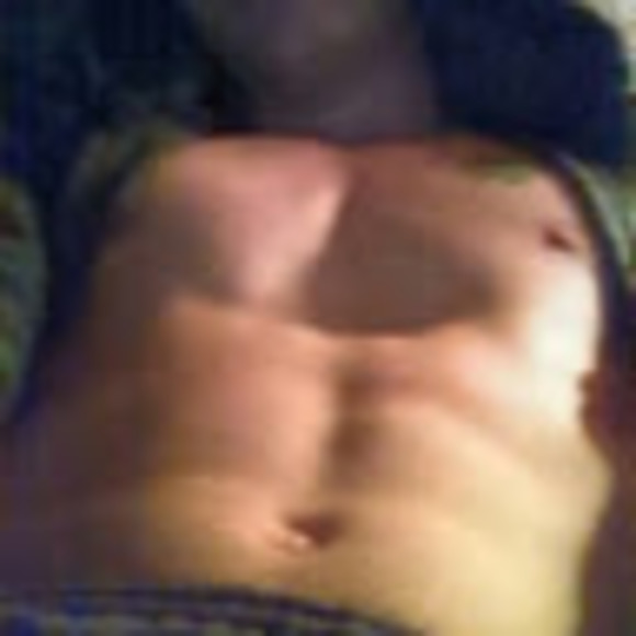 Profile Picture of Thomas Wallen (@thomaswallen07) on Poshmark