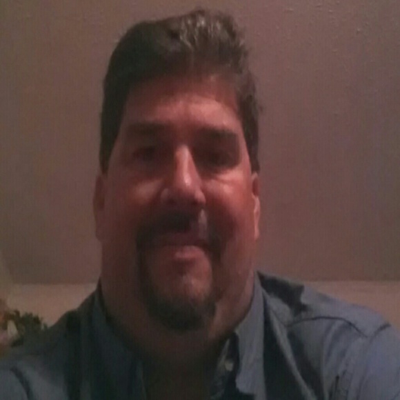 Profile Picture of Joel Cid (@joelsjunction) on Poshmark