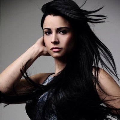 Vivian Lima - Twitter Profile Picture of Vivian Lima (@viviane_FLR) on Twitter