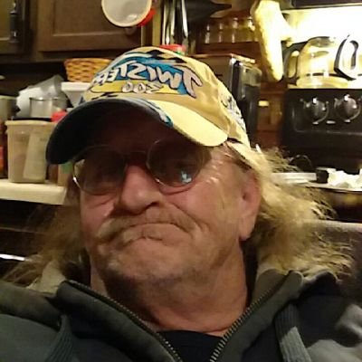 Profile Picture of Les Warren (@LesWarr46781560) on Twitter