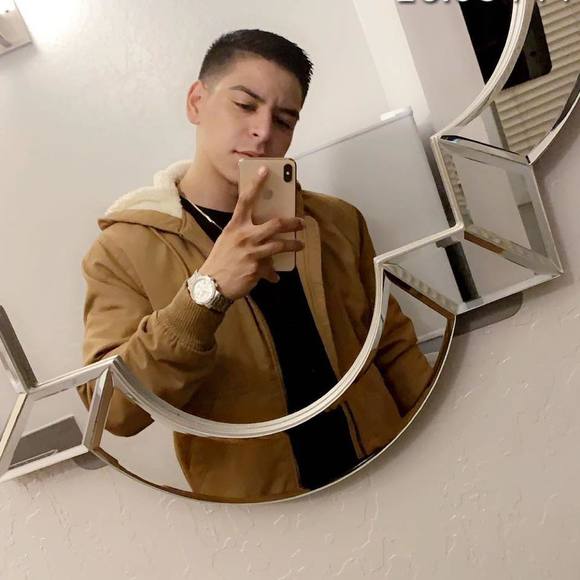 Profile Picture of Javier Mata (@javimata) on Poshmark