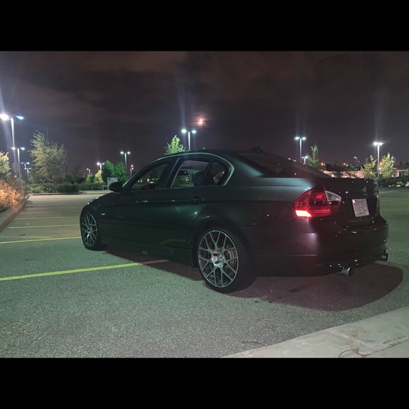 Profile Picture of Amir Rahall (@amirrahall) on Poshmark