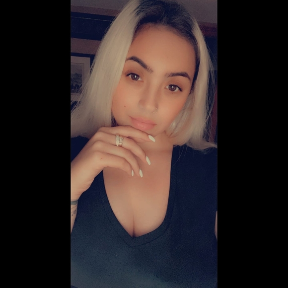 Jenna Jerome - Poshmark Profile Picture of Jenna Jerome (@jenna_jerome) on Poshmark