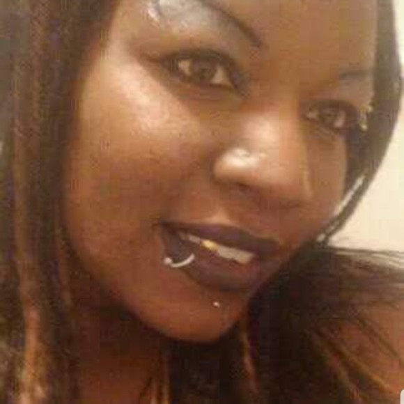 Profile Picture of Tami Tate (@misstee1302) on Poshmark