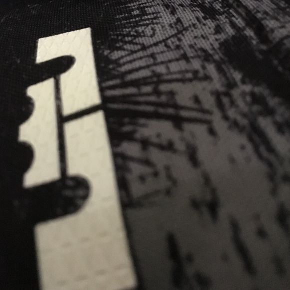 Profile Picture of David Hwang (@daveboy09) on Poshmark