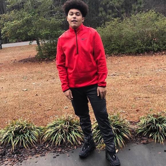 Profile Picture of Caleb Hunt (@subzerox) on Poshmark