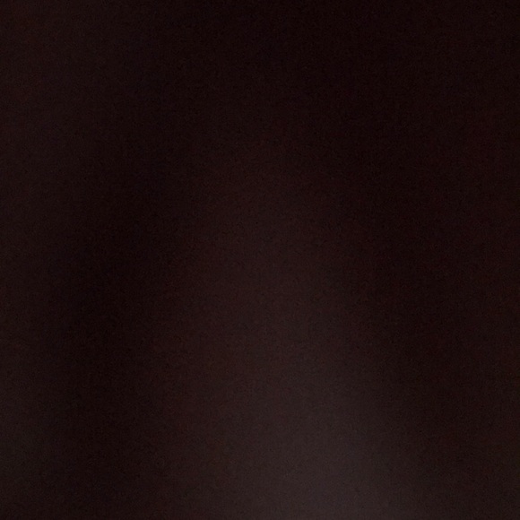 Profile Picture of Lisa Hamblin (@lisahamblin) on Poshmark