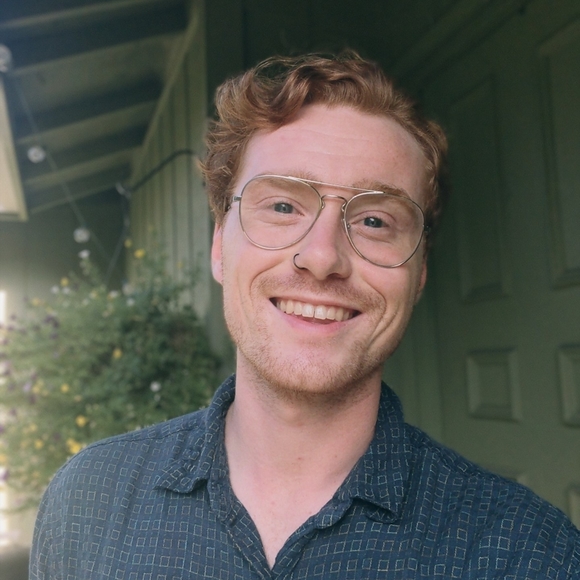 Profile Picture of Taylor Mellon (@trm268) on Poshmark