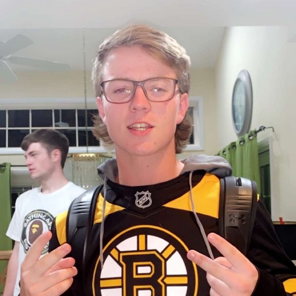 Profile Picture of Tim Fair (@timfair2) on Poshmark