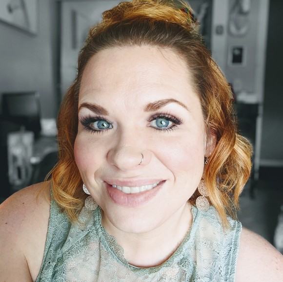 Profile Picture of Christina Sawicki (@tinasawicki) on Poshmark