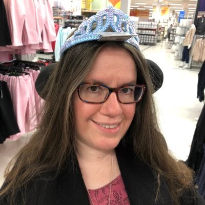 Profile Picture of Julia (@starrybryte) on Twitter