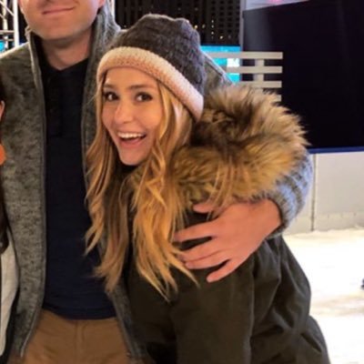 Profile Picture of Heather Claus (@OVERTONlGHT) on Twitter