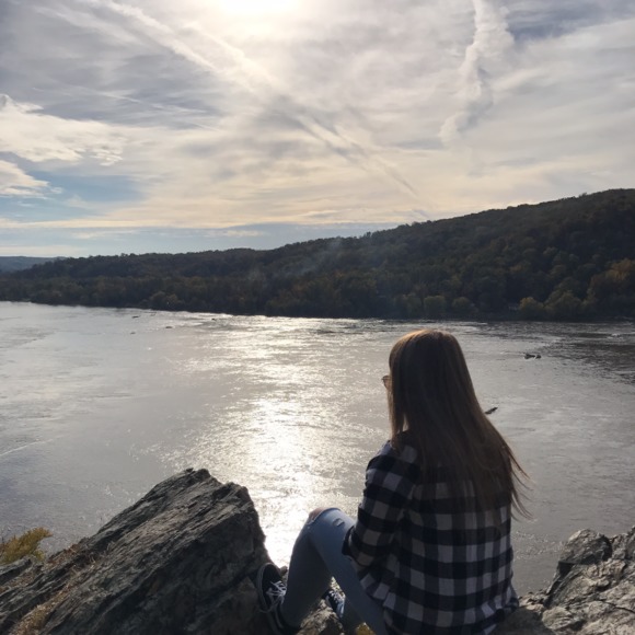 Profile Picture of Kay Higgins (@kayhigginss) on Poshmark