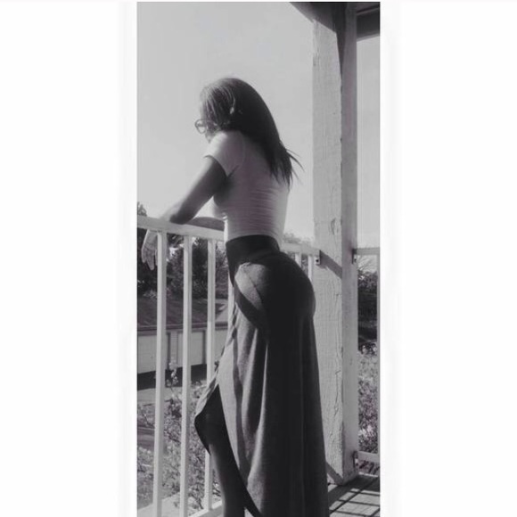 Profile Picture of Miaa Mia (@myapipes) on Poshmark