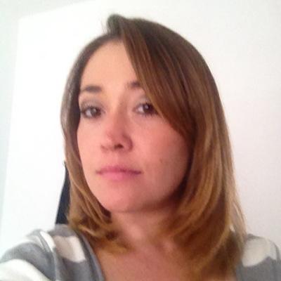 Profile Picture of Aline Alvarez (@alineroja) on Twitter