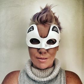 Profile Picture of Kate Shelby (@mumaustralia) on Pinterest