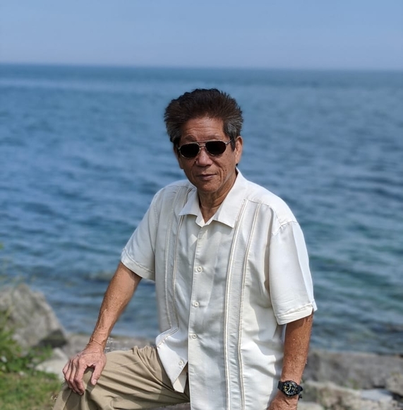 Profile Picture of James Chang (@jimxchang) on Poshmark